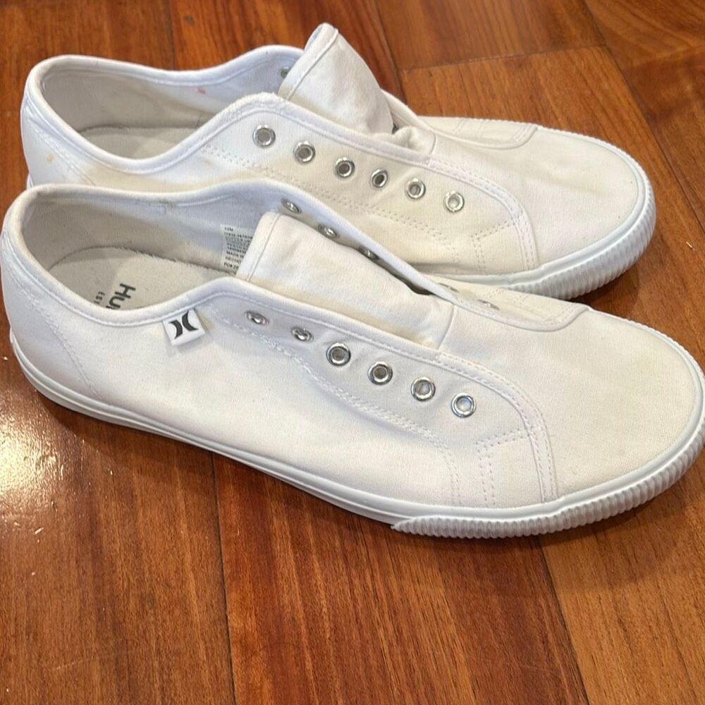 Hurley White Canvas Slip-On Sneakers Men’s Size 10M Casual Skate Shoes